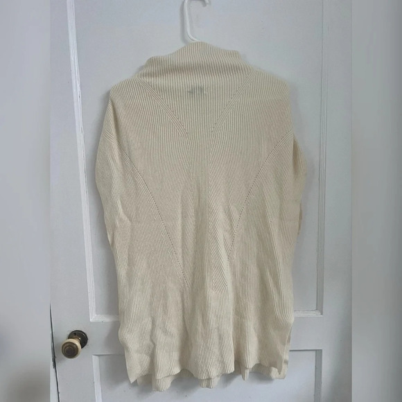 Vince Cream Sleeveless Turtleneck Sweater Cashmere Wool Knit Top Size L $325 - Picture 3 of 3